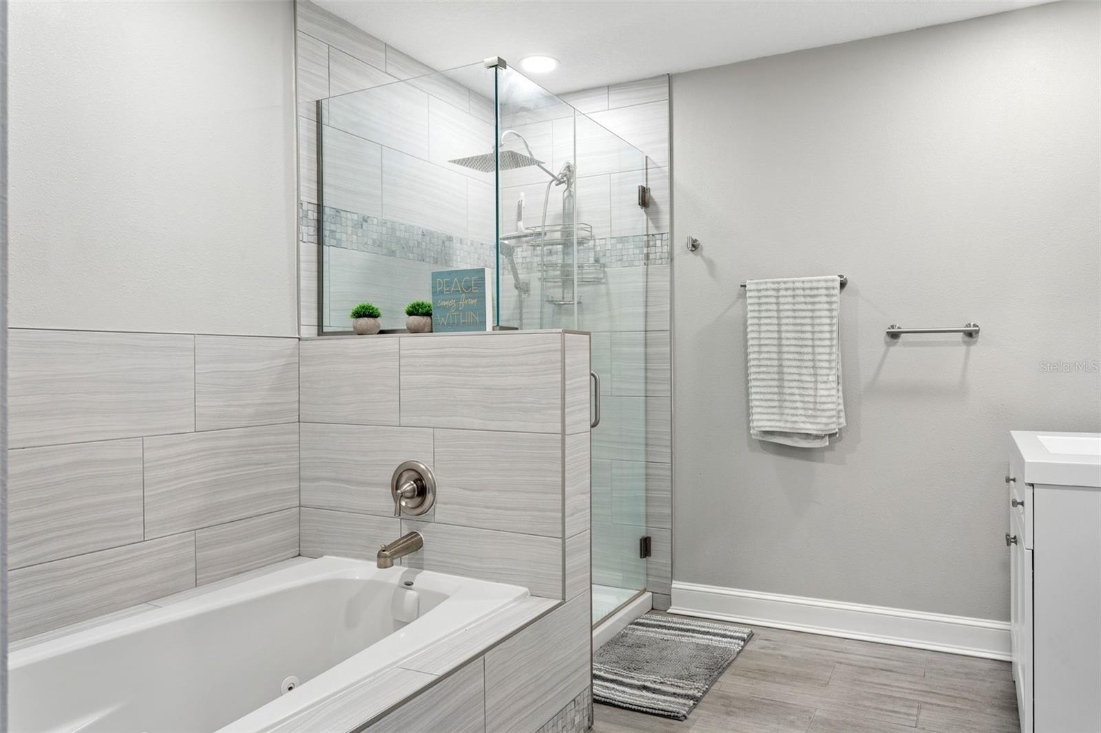 Image 18 of 35 For 5780 86th Avenue N