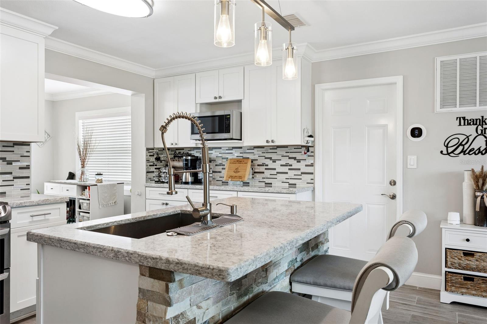 Image 7 of 35 For 5780 86th Avenue N