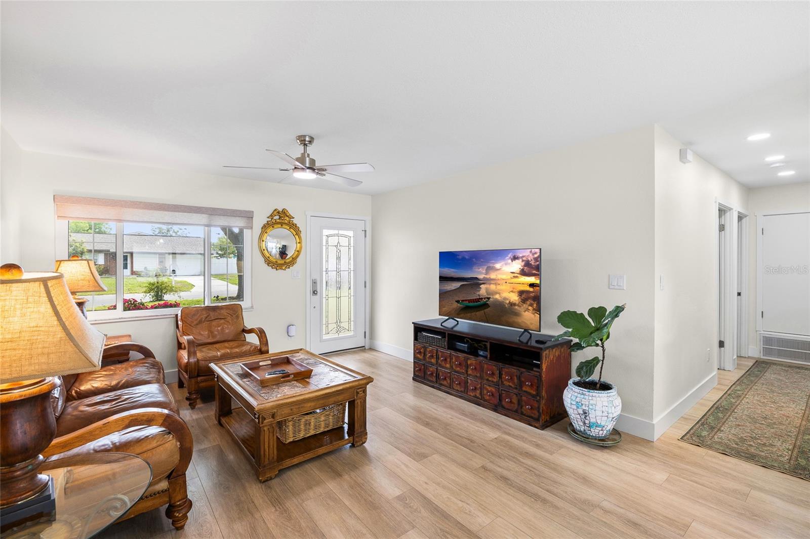 Image 11 of 31 For 4504 Dreisler Street