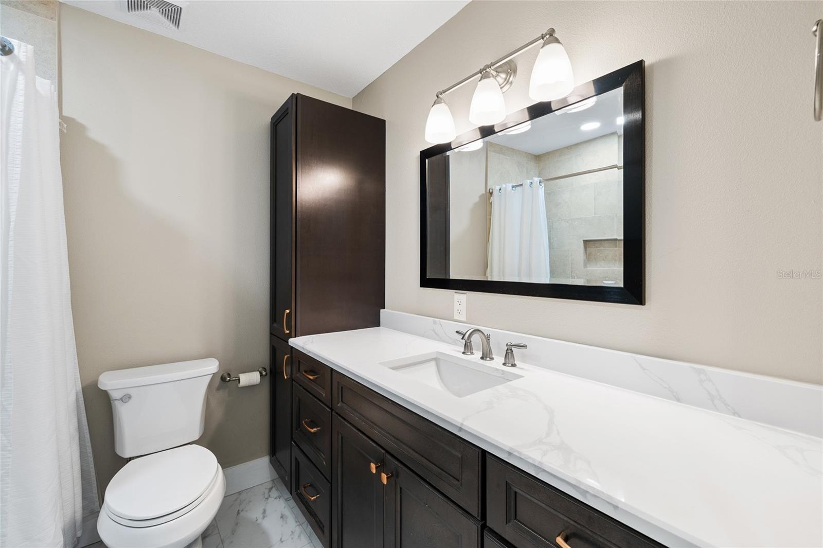 Image 18 of 31 For 4504 Dreisler Street