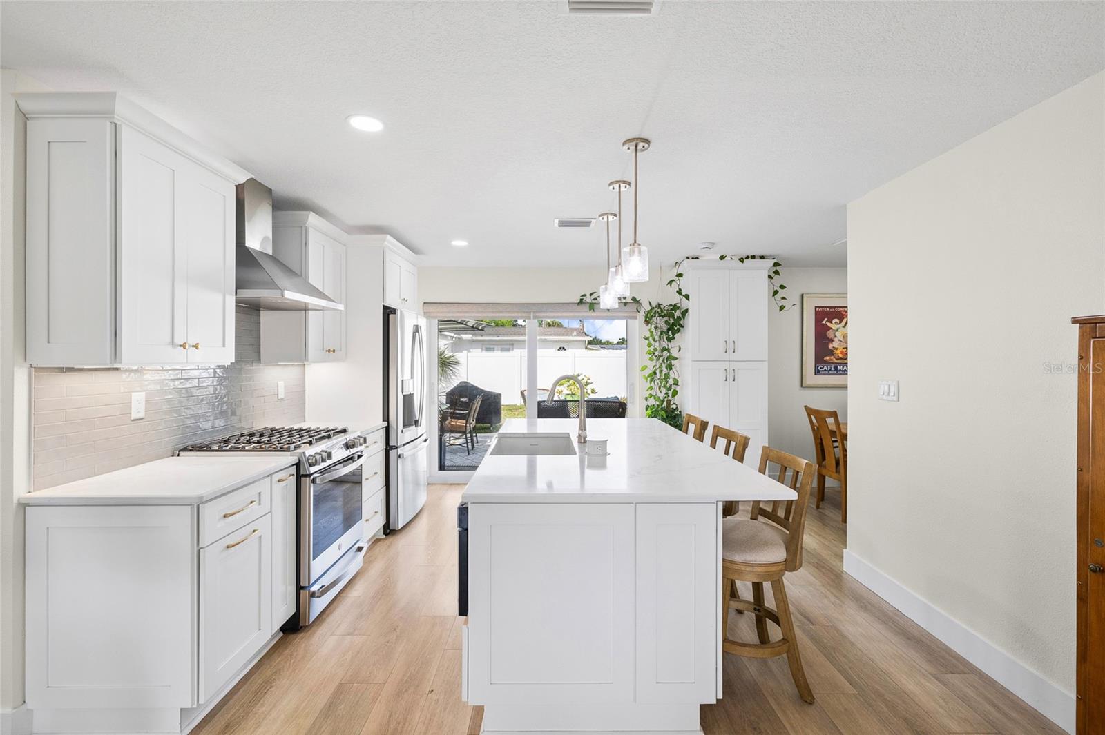 Image 2 of 31 For 4504 Dreisler Street