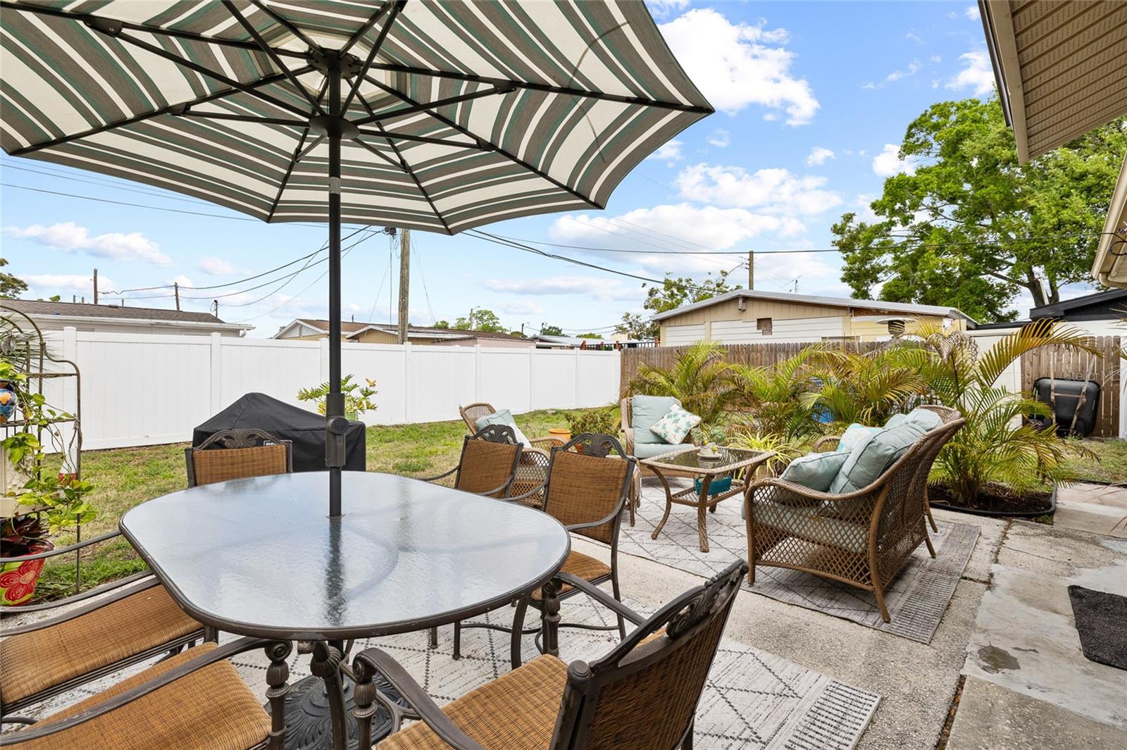 Image 23 of 31 For 4504 Dreisler Street