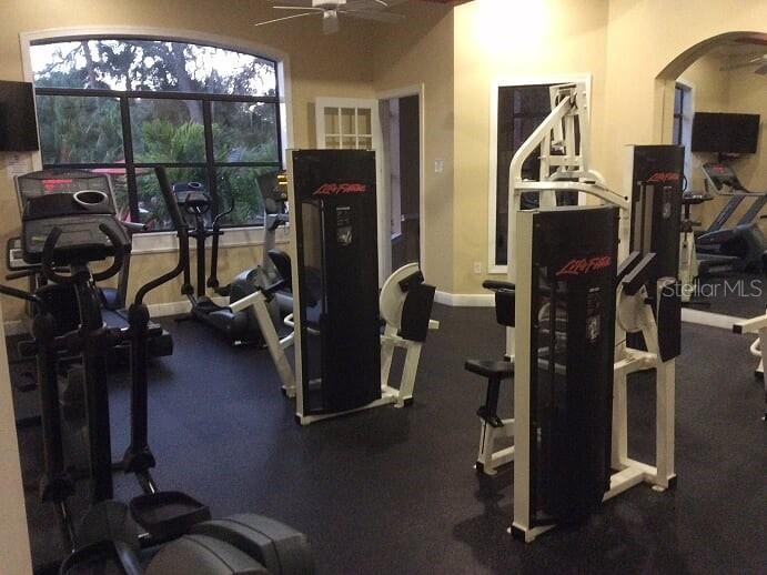 Image 27 of 33 For 2141 Portofino Place 28-282