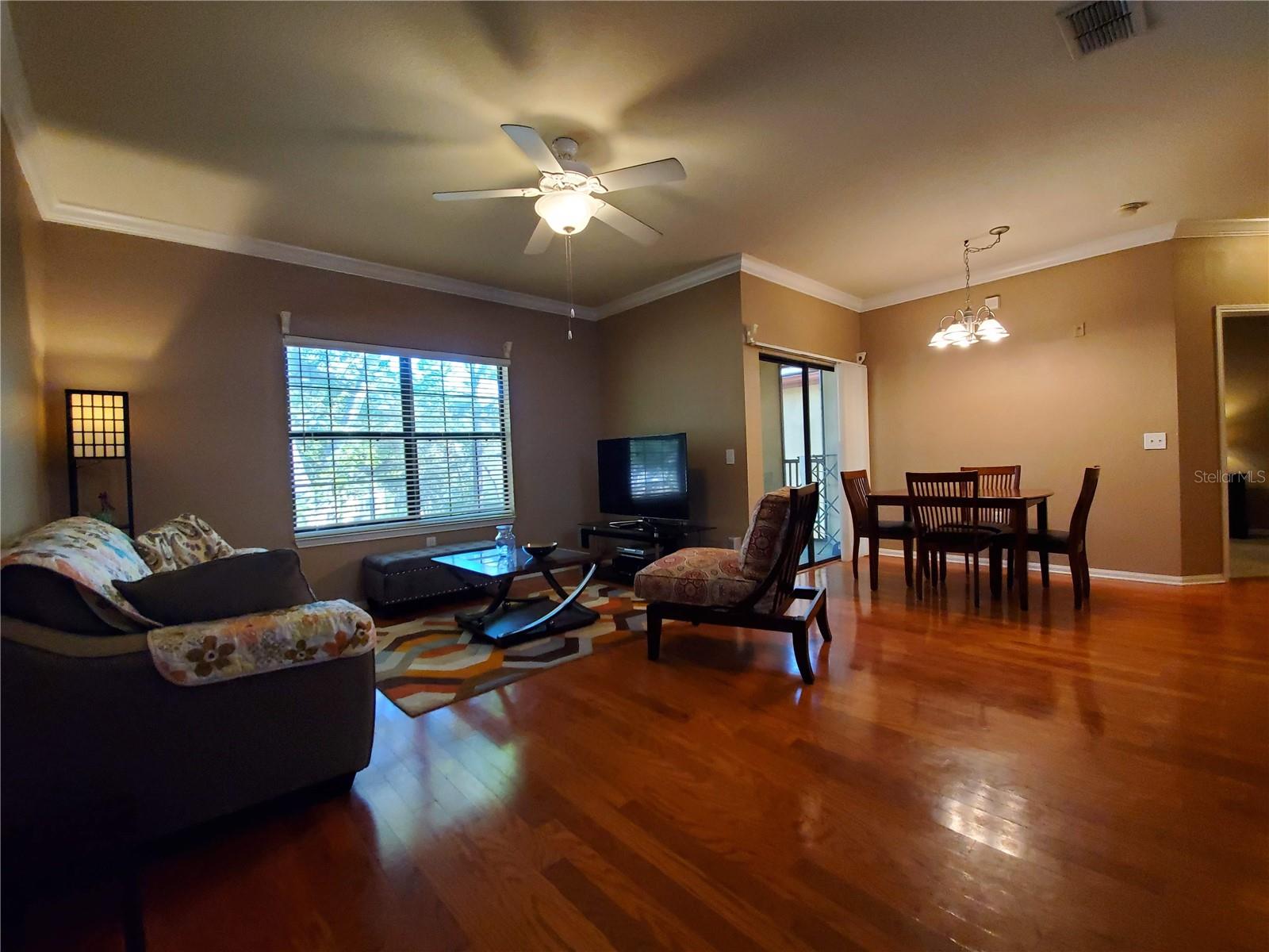 Image 8 of 33 For 2141 Portofino Place 28-282