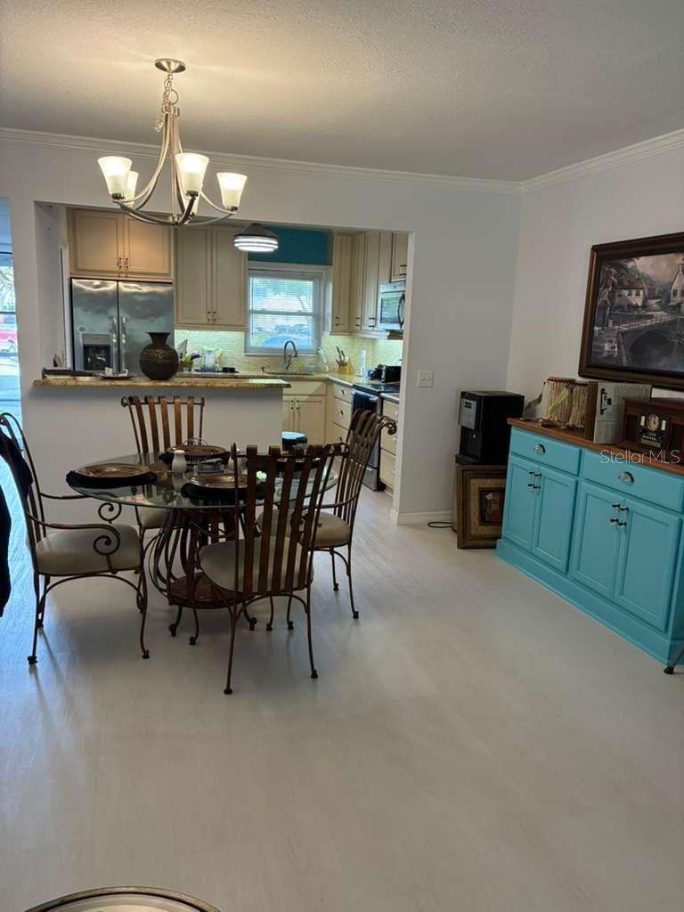 Image 7 of 24 For 2384 Tahitian Lane 6