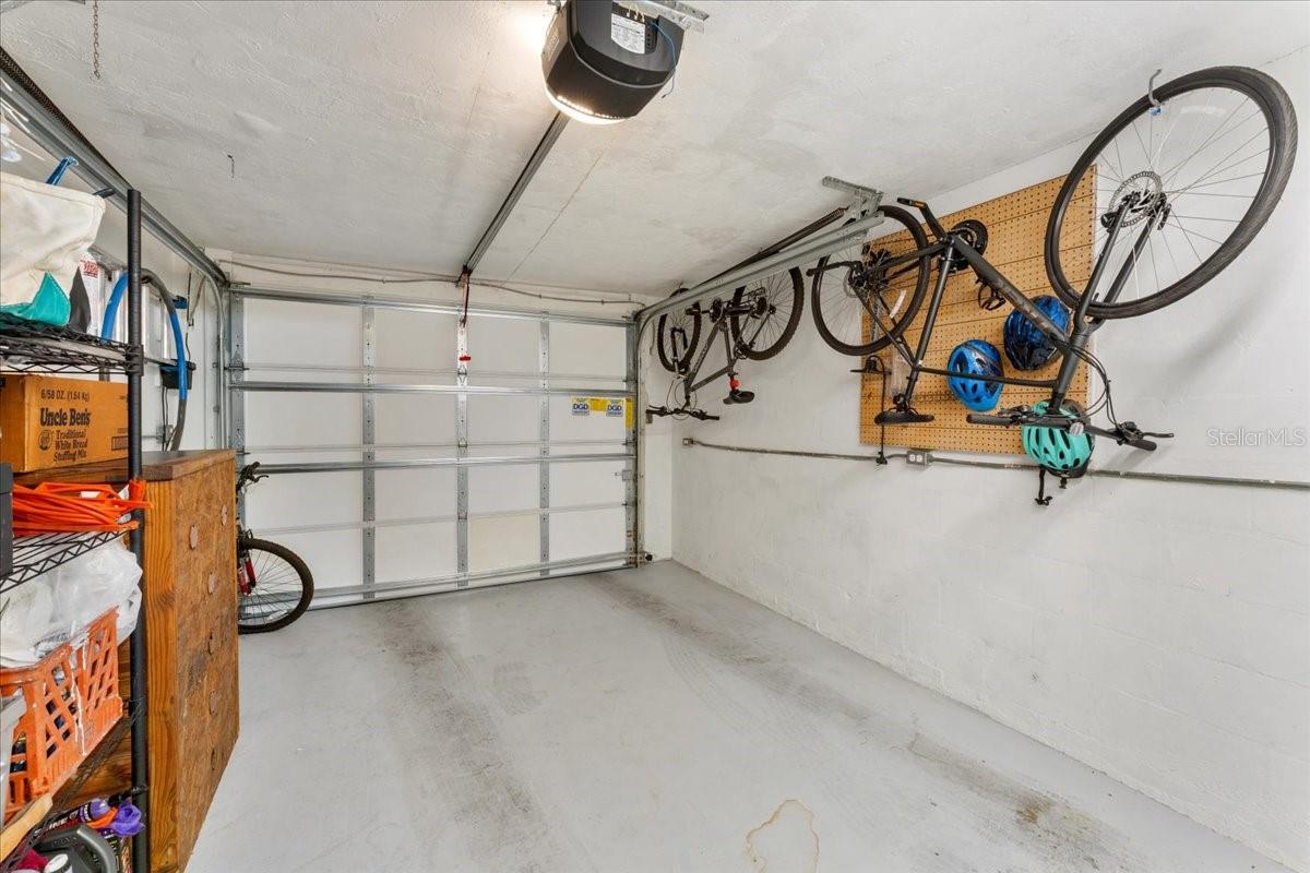 Image 28 of 40 For 3731 Elmwood Drive