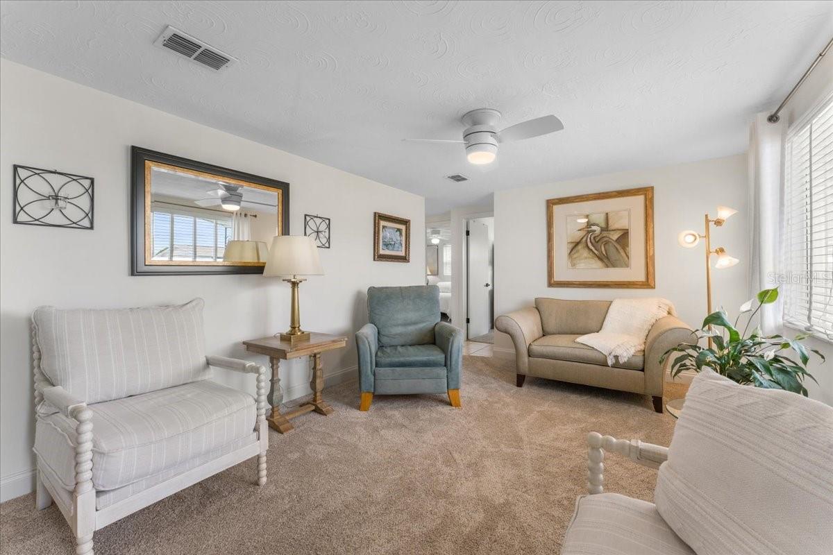 Image 7 of 40 For 3731 Elmwood Drive