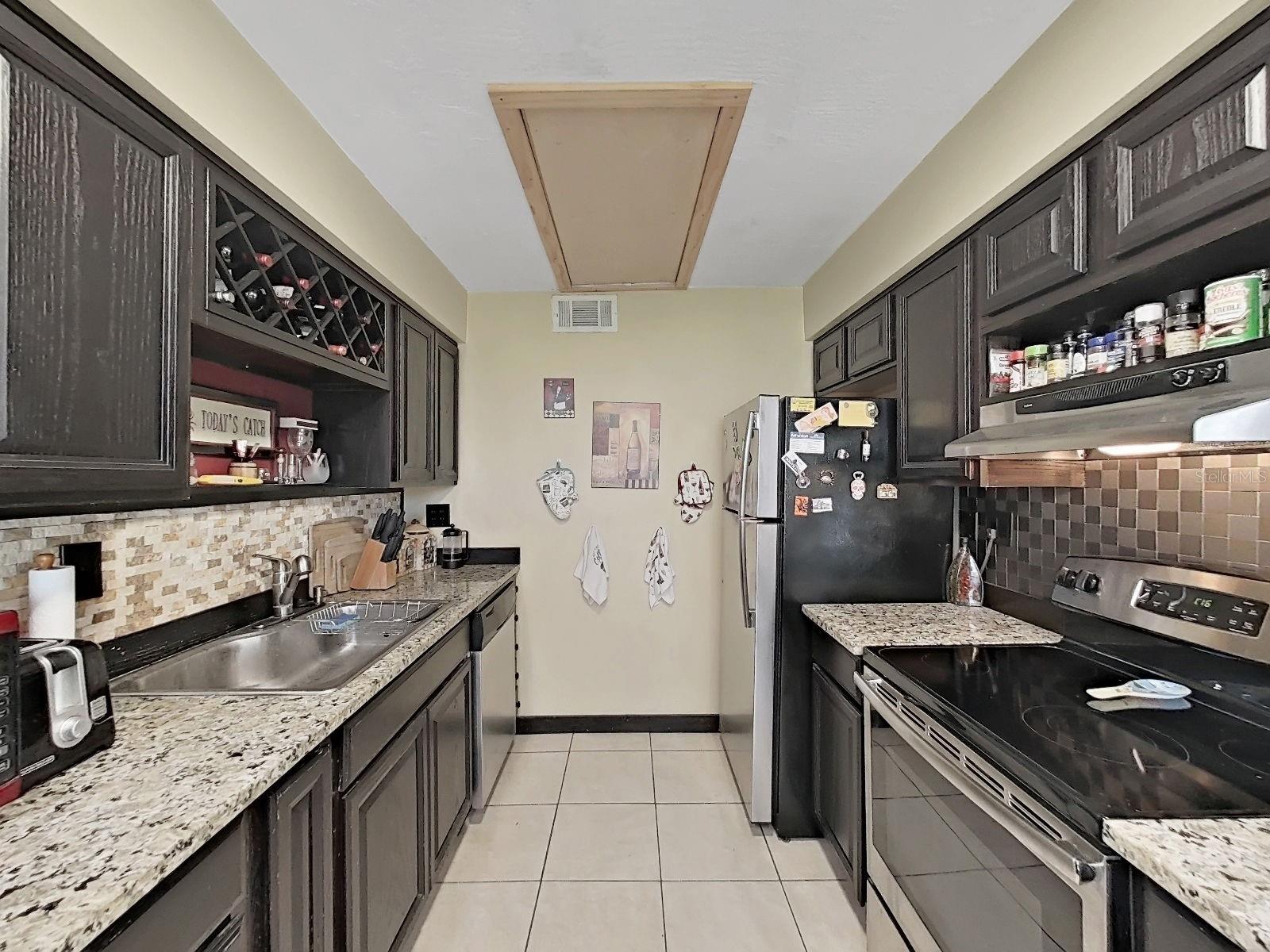 Image 11 of 33 For 206 22nd Avenue