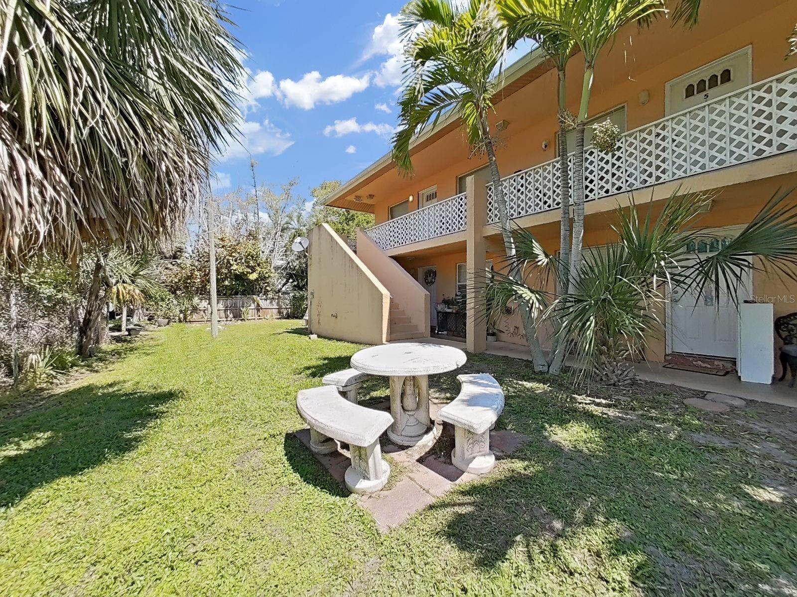 Image 26 of 33 For 206 22nd Avenue