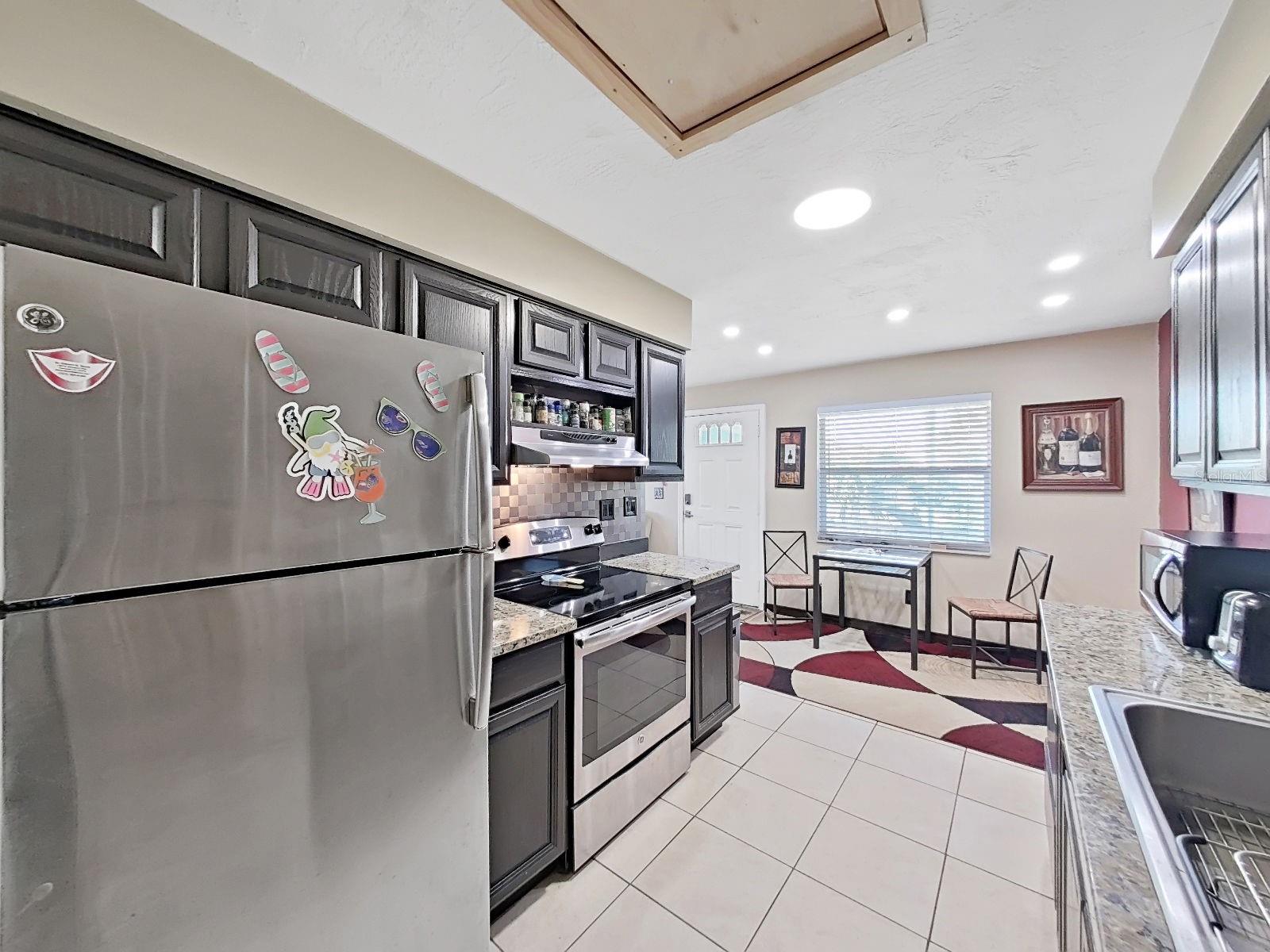 Image 9 of 33 For 206 22nd Avenue