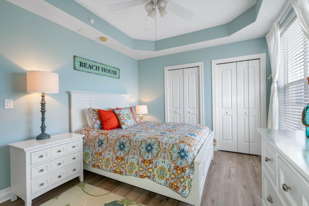 Image 50 of 73 For 19734 Gulf Boulevard 402