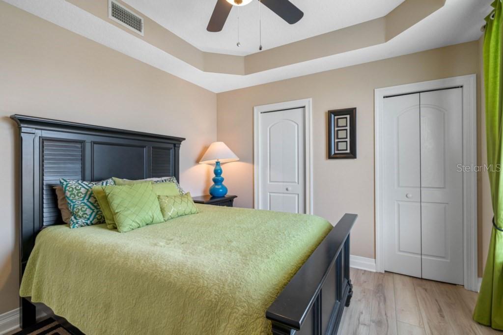 Image 59 of 73 For 19734 Gulf Boulevard 402