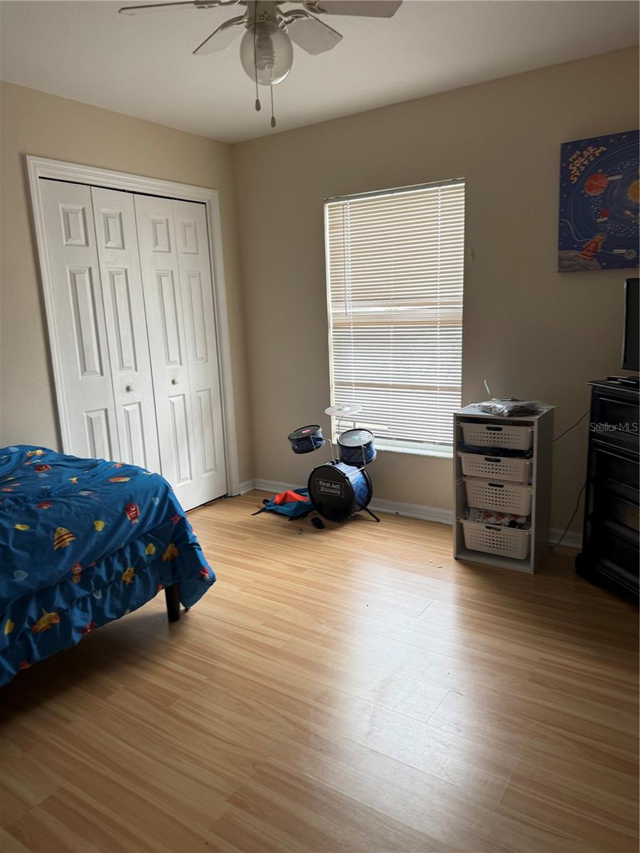 Image 13 of 19 For 10457 Crestfield Drive