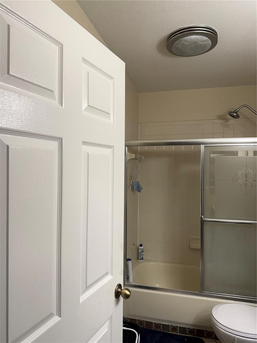 Image 15 of 19 For 10457 Crestfield Drive