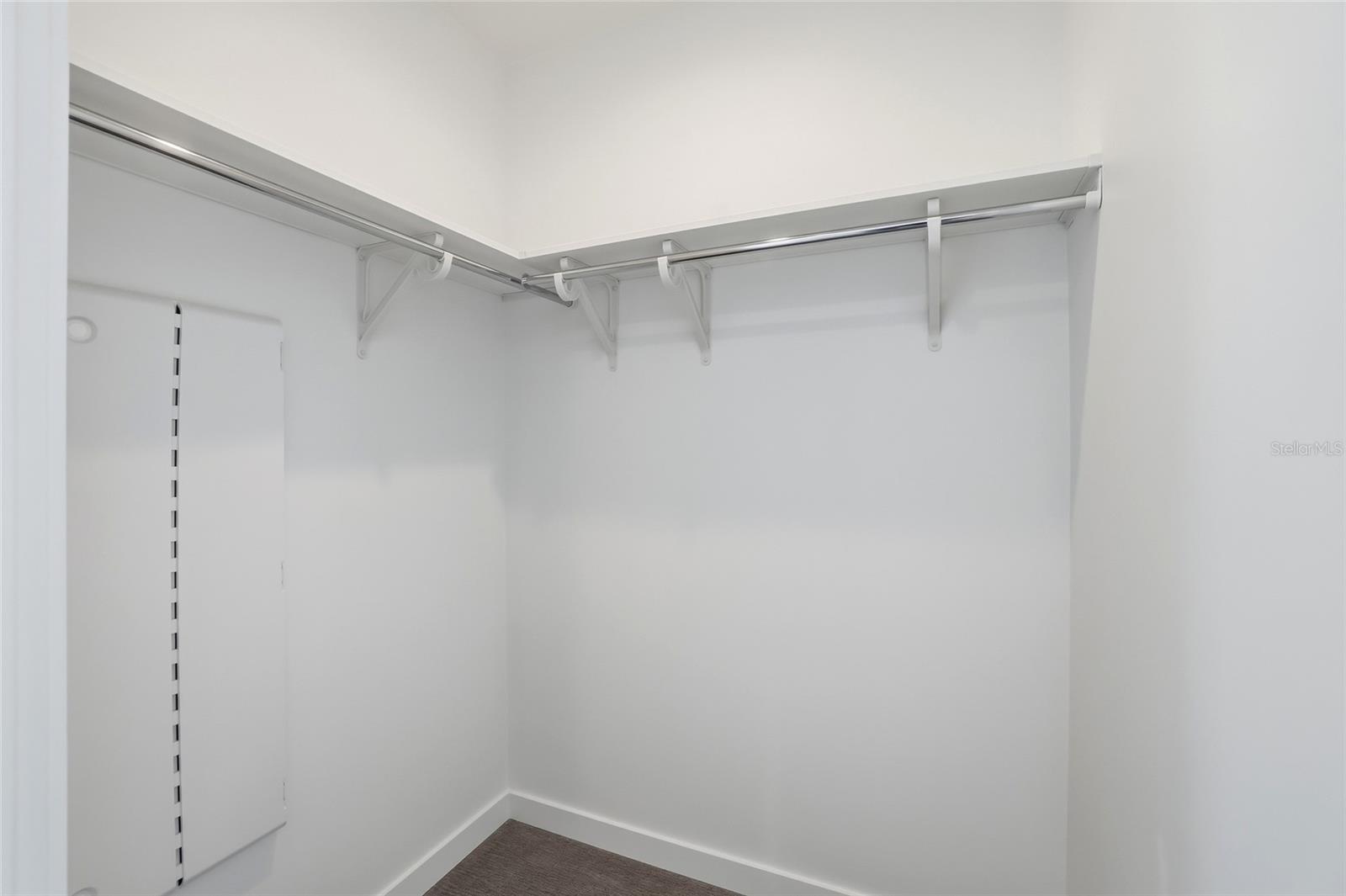 Image 28 of 81 For 400 Central Avenue 505