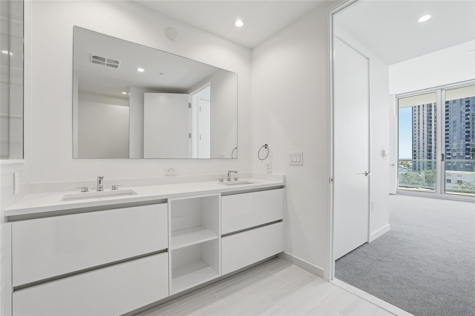 Image 33 of 81 For 400 Central Avenue 505