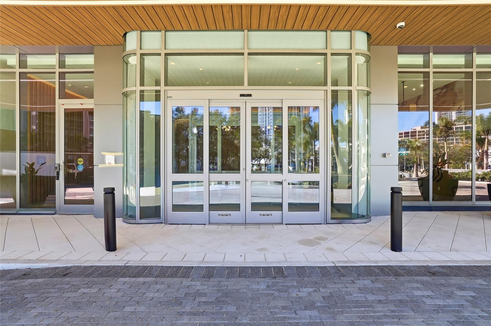 Image 6 of 81 For 400 Central Avenue 505