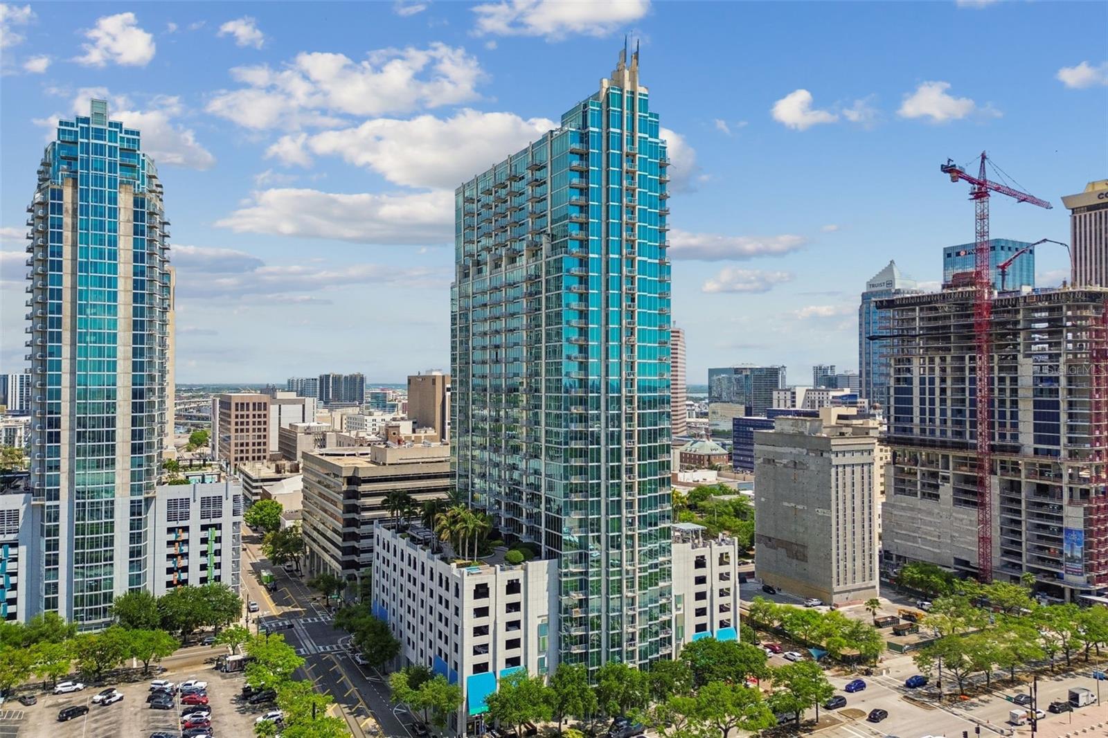 Image 21 of 51 For 777 Ashley Drive 502