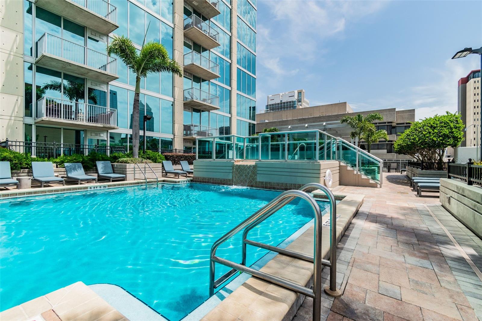 Image 28 of 51 For 777 Ashley Drive 502