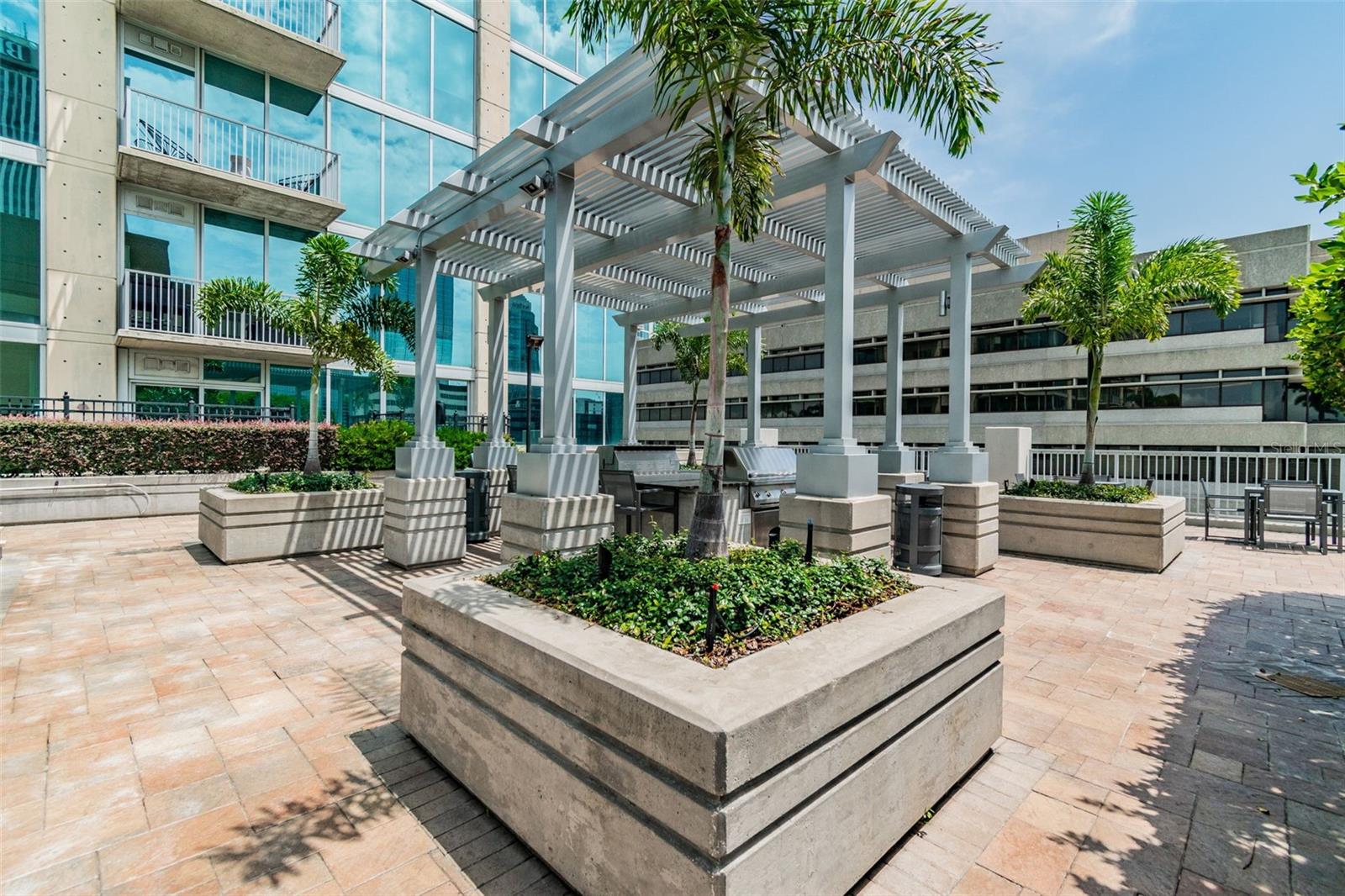 Image 29 of 51 For 777 Ashley Drive 502