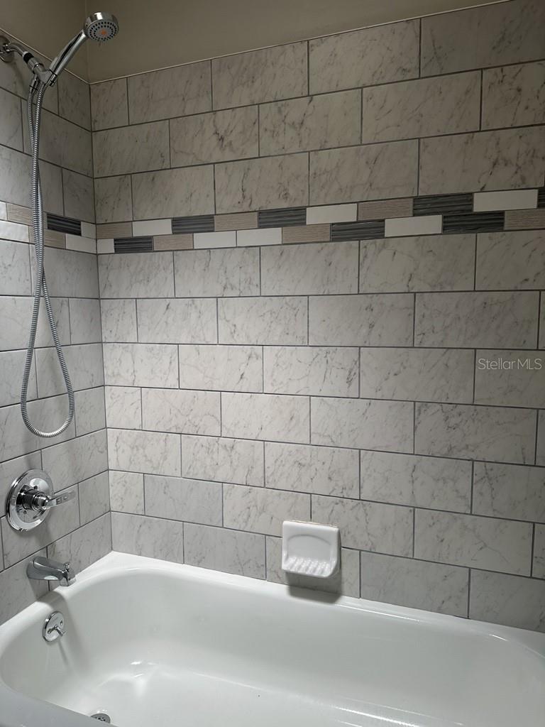 Image 10 of 15 For 6568 West Shore Circle