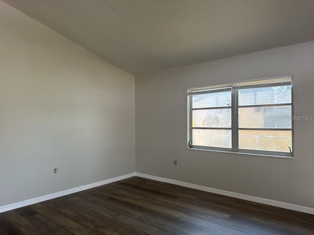 Image 9 of 15 For 6568 West Shore Circle