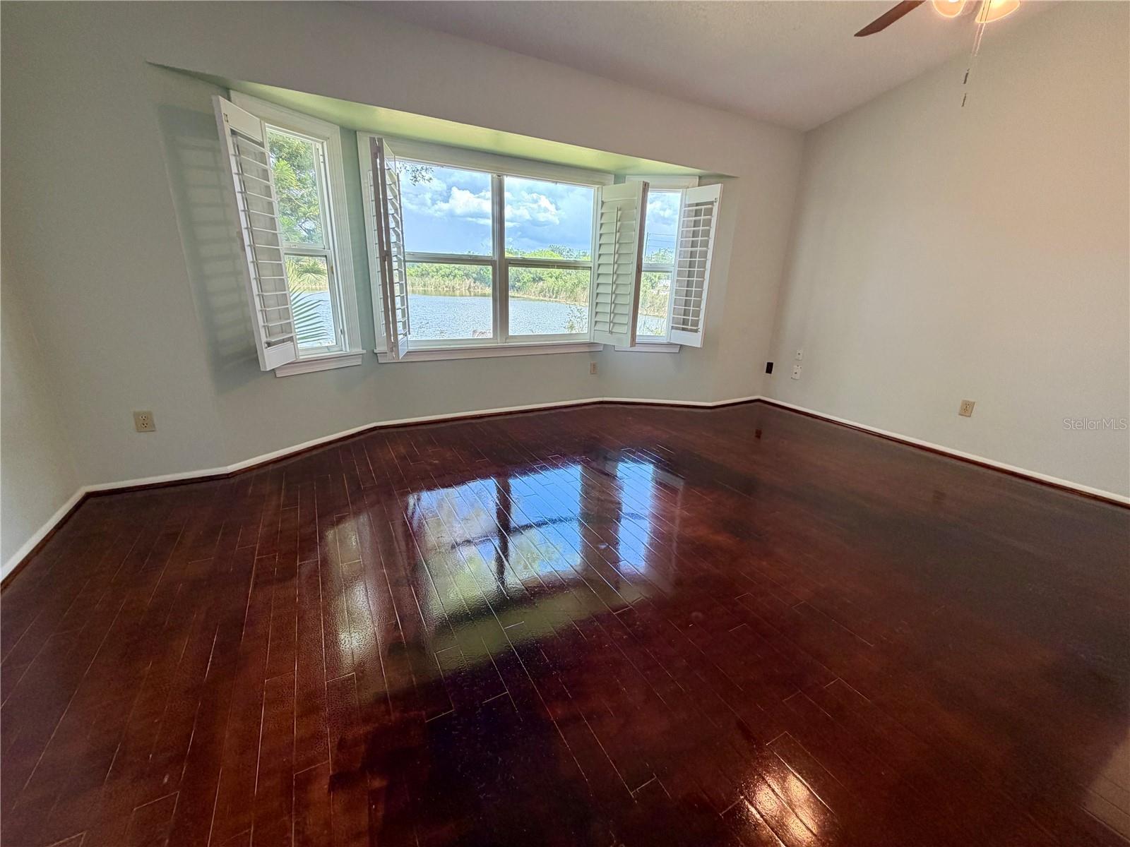 Image 10 of 30 For 10201 36th Street N