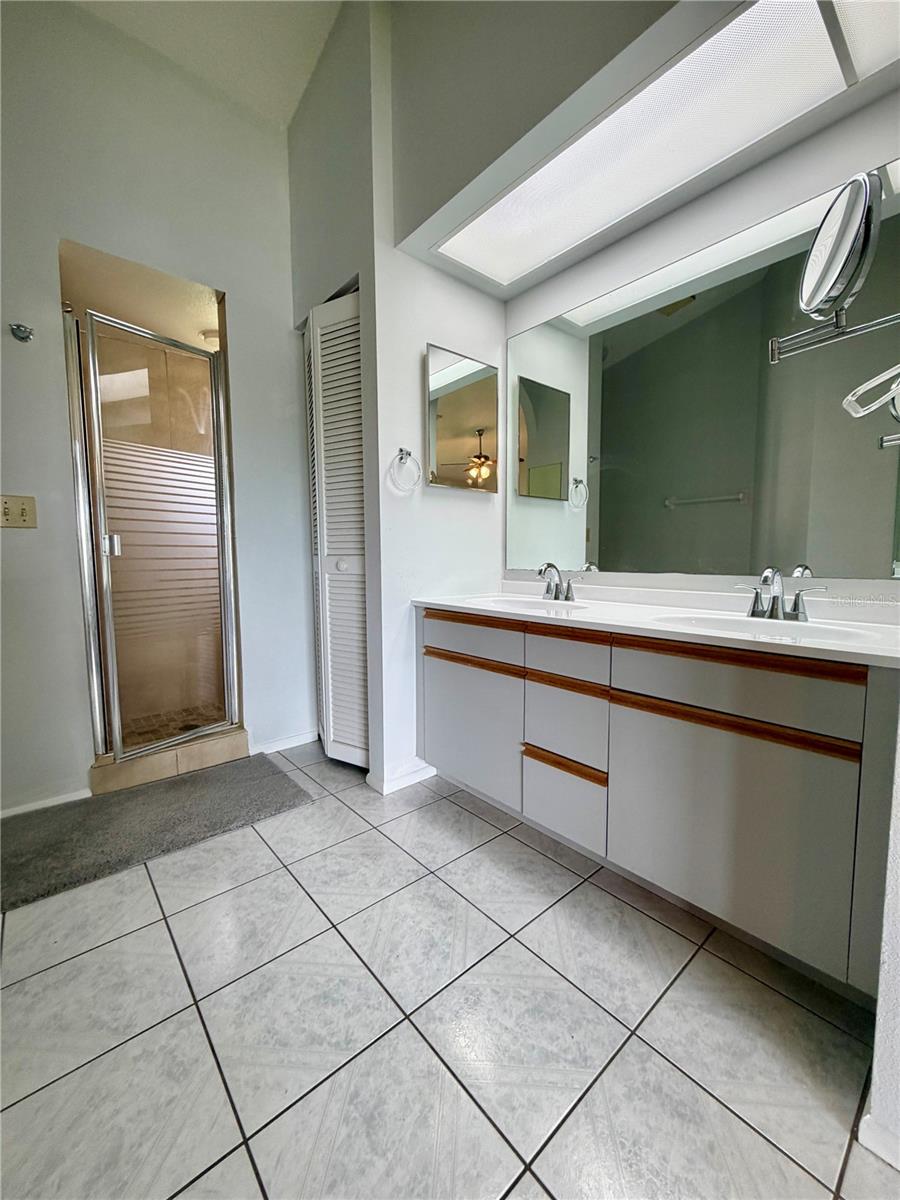 Image 13 of 30 For 10201 36th Street N