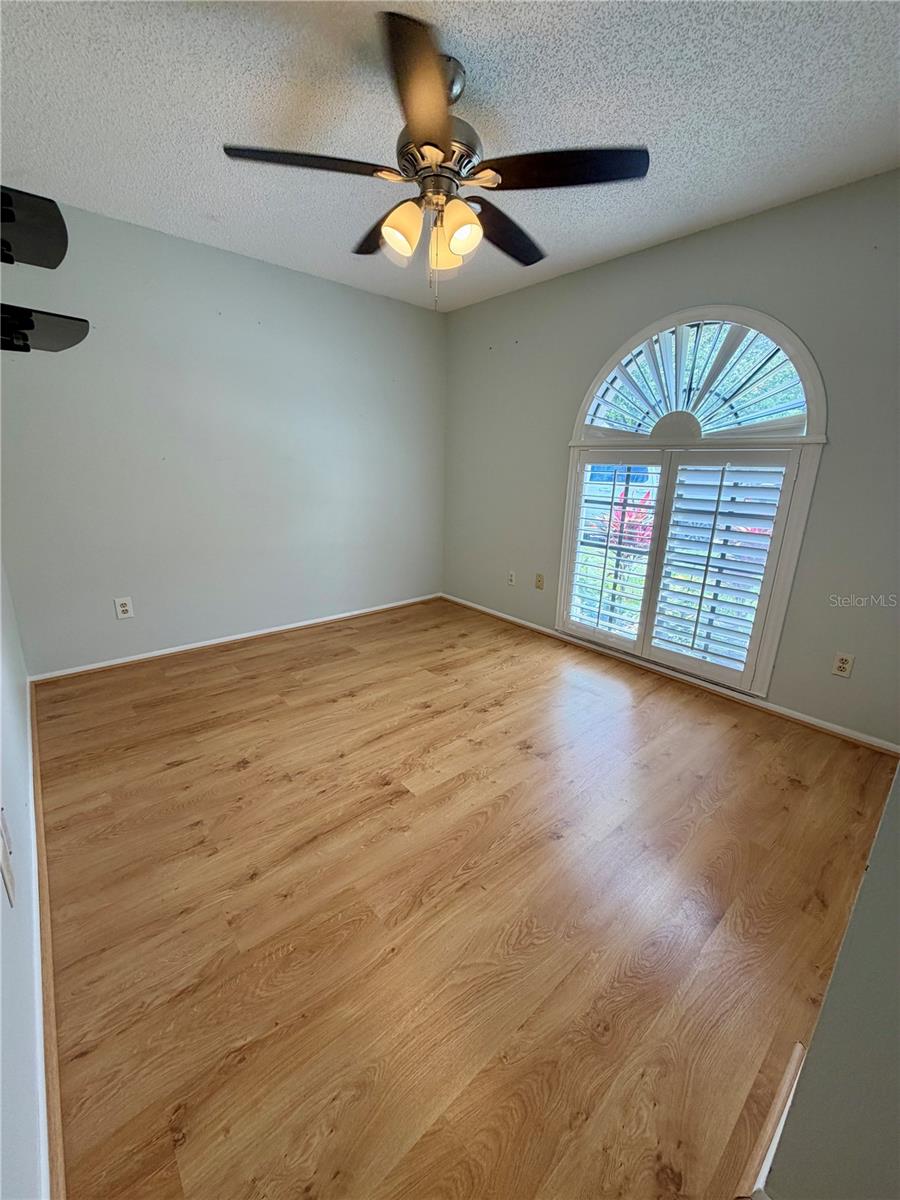 Image 18 of 30 For 10201 36th Street N