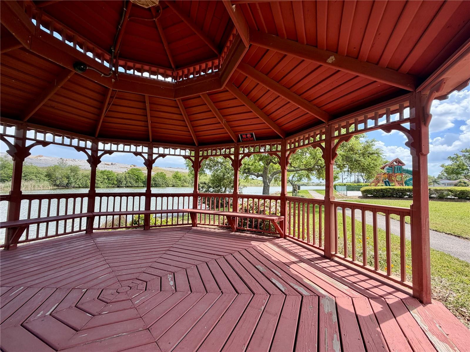 Image 28 of 30 For 10201 36th Street N