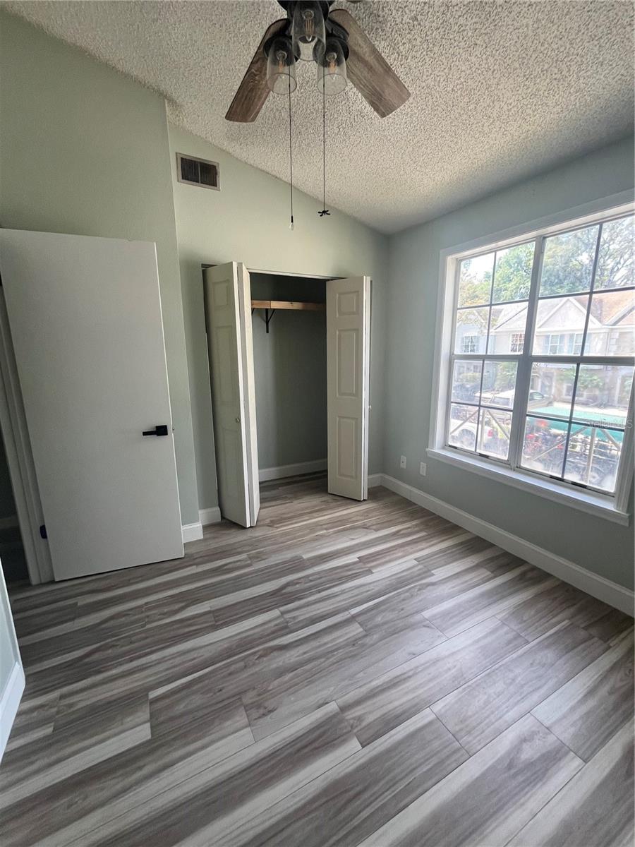 Image 12 of 16 For 11359 Stratton Park Drive