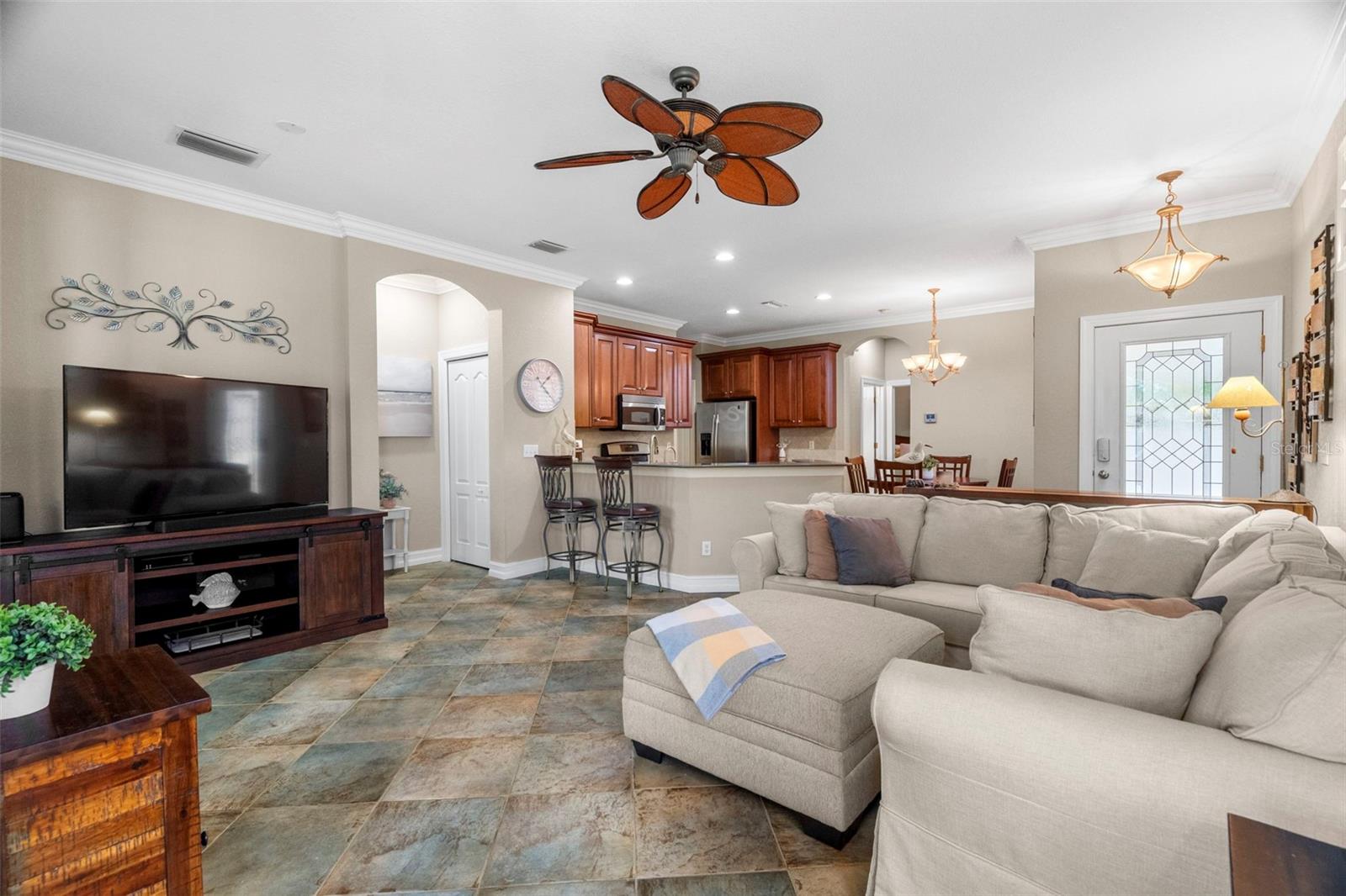 Image 11 of 57 For 1242 Lyndhurst Greens Drive 0