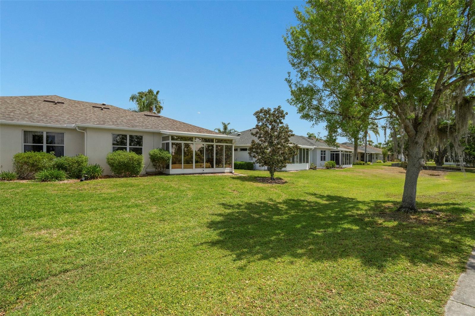 Image 19 of 57 For 1242 Lyndhurst Greens Drive 0