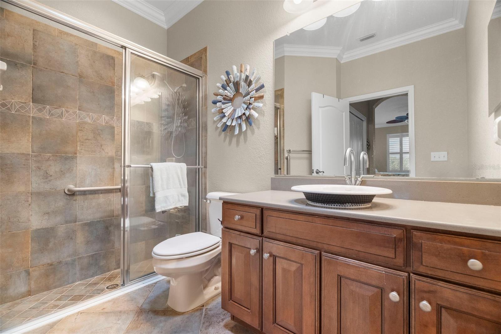 Image 25 of 57 For 1242 Lyndhurst Greens Drive 0