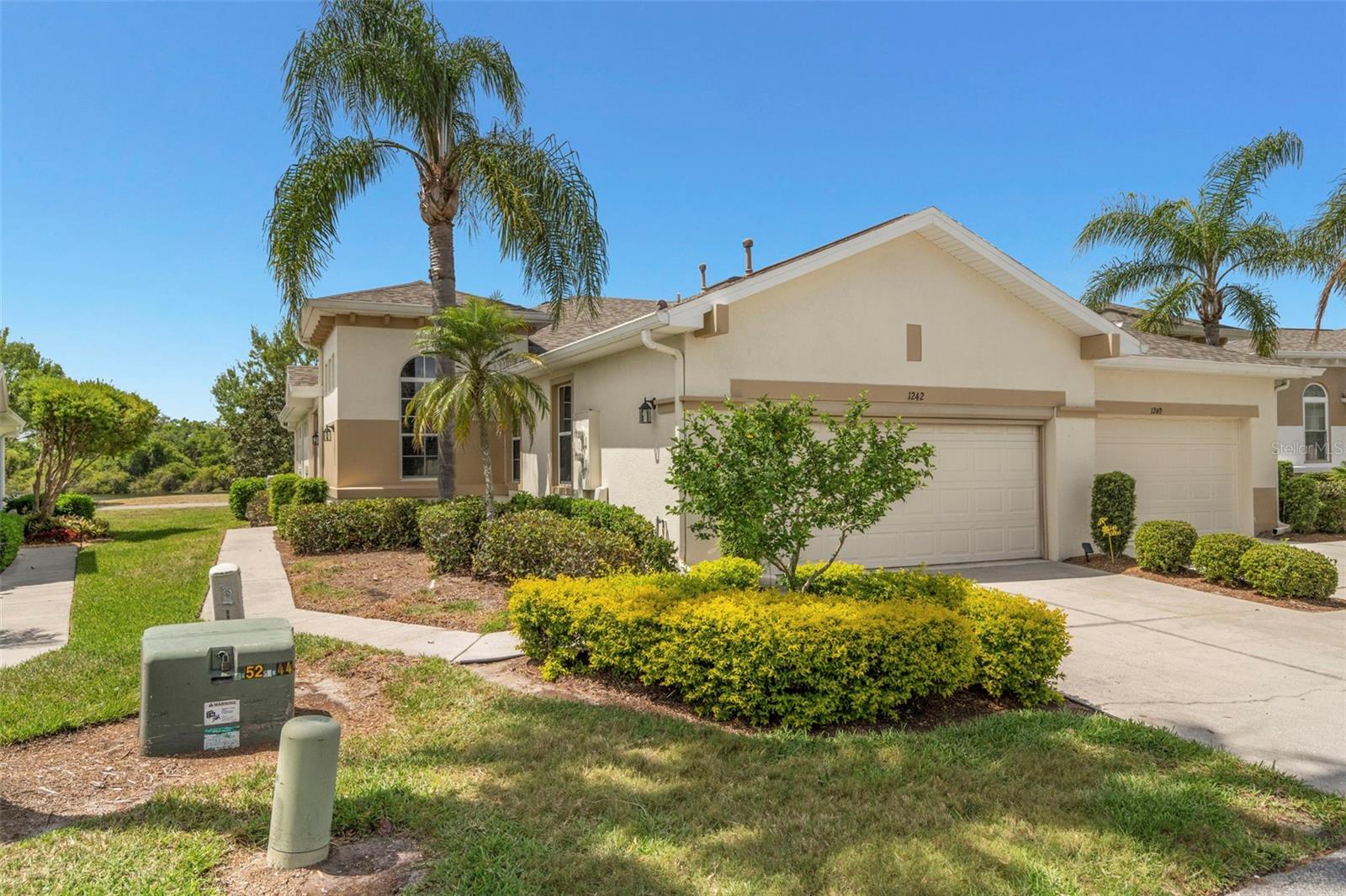 Image 5 of 57 For 1242 Lyndhurst Greens Drive 0