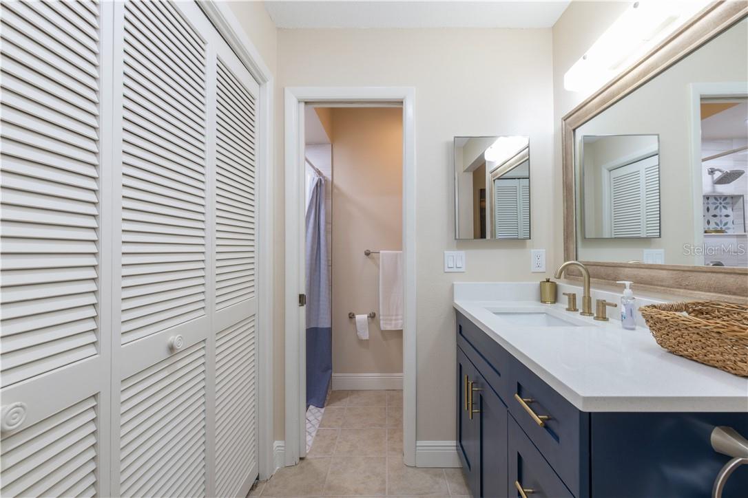 Image 20 of 29 For 4711 Ridge Point Drive