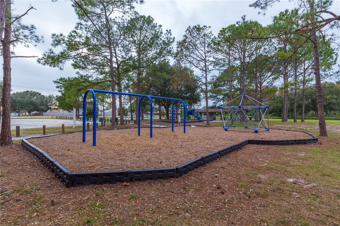 Image 25 of 29 For 4711 Ridge Point Drive