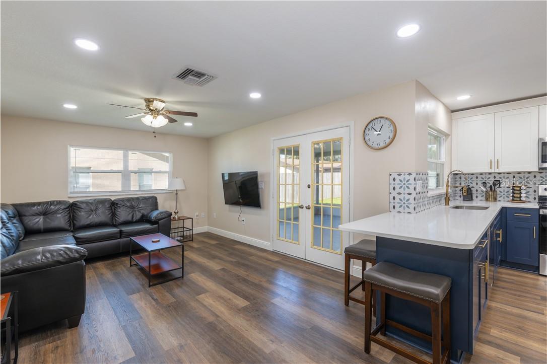 Image 3 of 29 For 4711 Ridge Point Drive