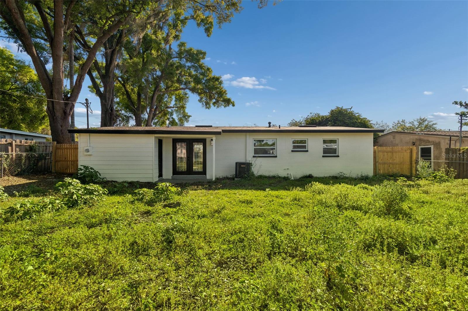 Image 36 of 52 For 730 Clayton Street