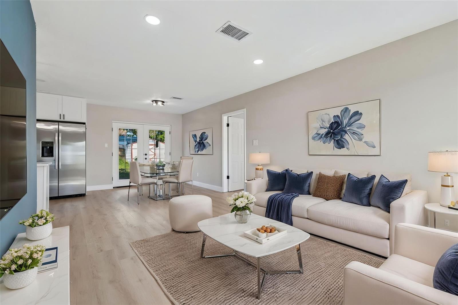 Image 4 of 52 For 730 Clayton Street