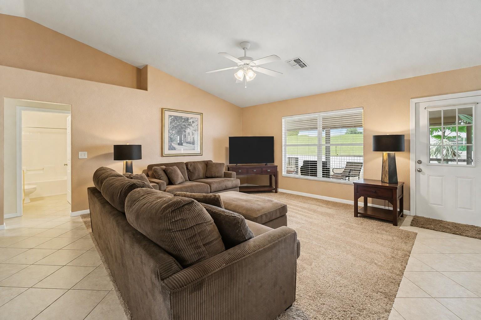 Image 4 of 25 For 7325 Sherman Hills Boulevard