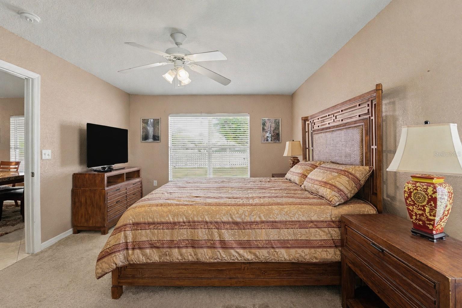 Image 9 of 25 For 7325 Sherman Hills Boulevard