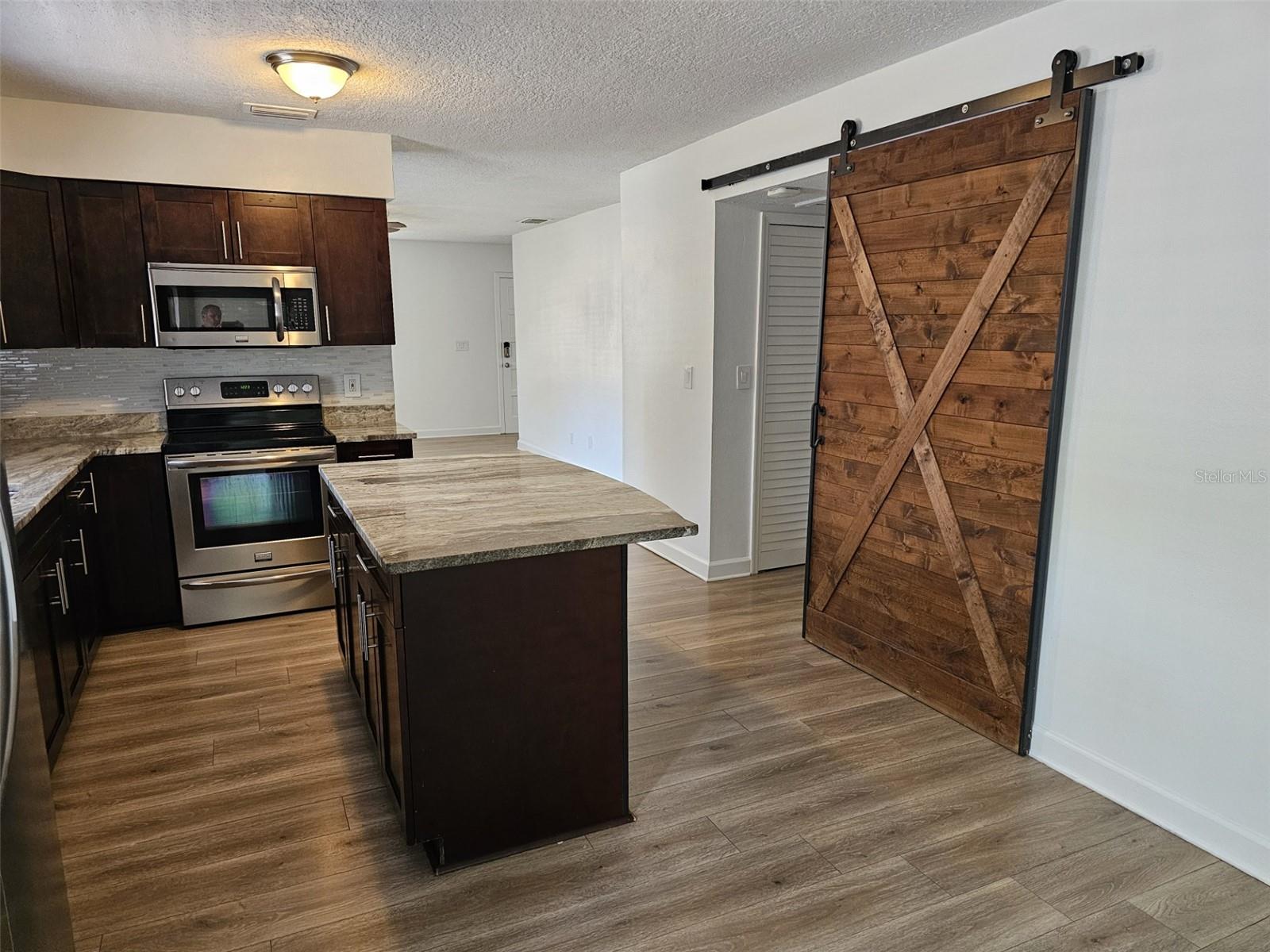 Image 5 of 19 For 3128 Varn Avenue