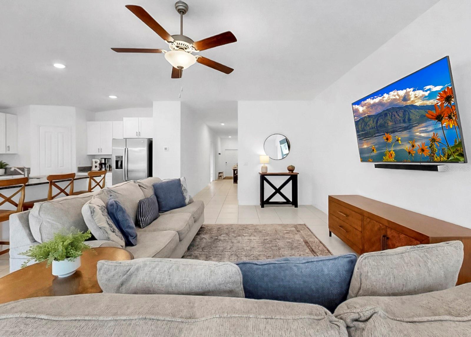 Listing photo id 4 for 13256 Great Plains Drive