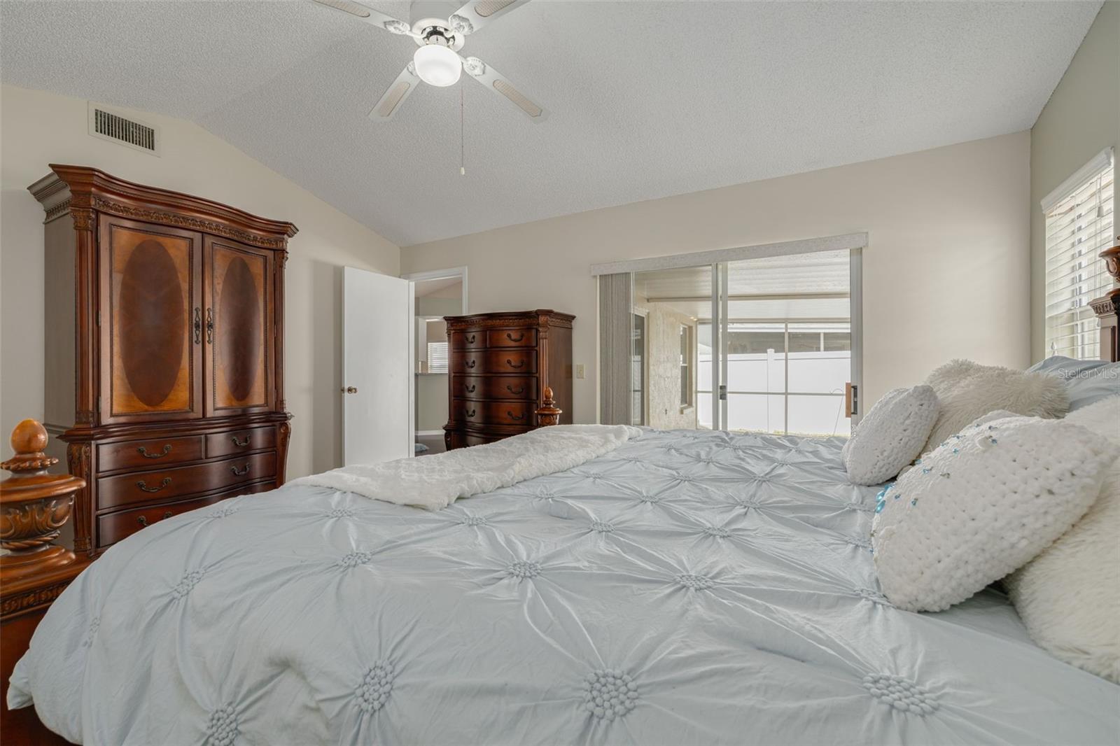 Image 10 of 37 For 11042 Peppersong Drive