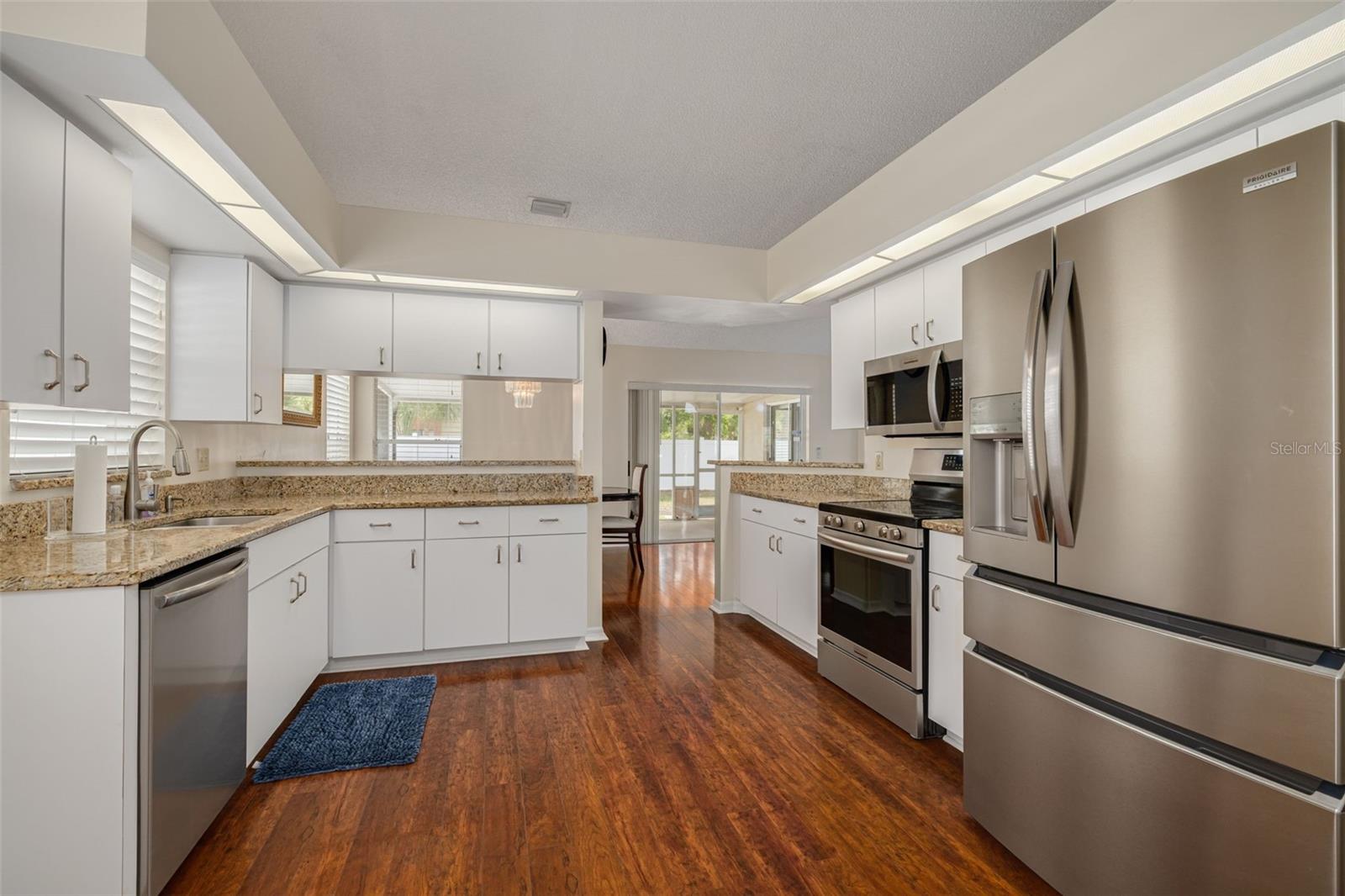 Image 15 of 37 For 11042 Peppersong Drive