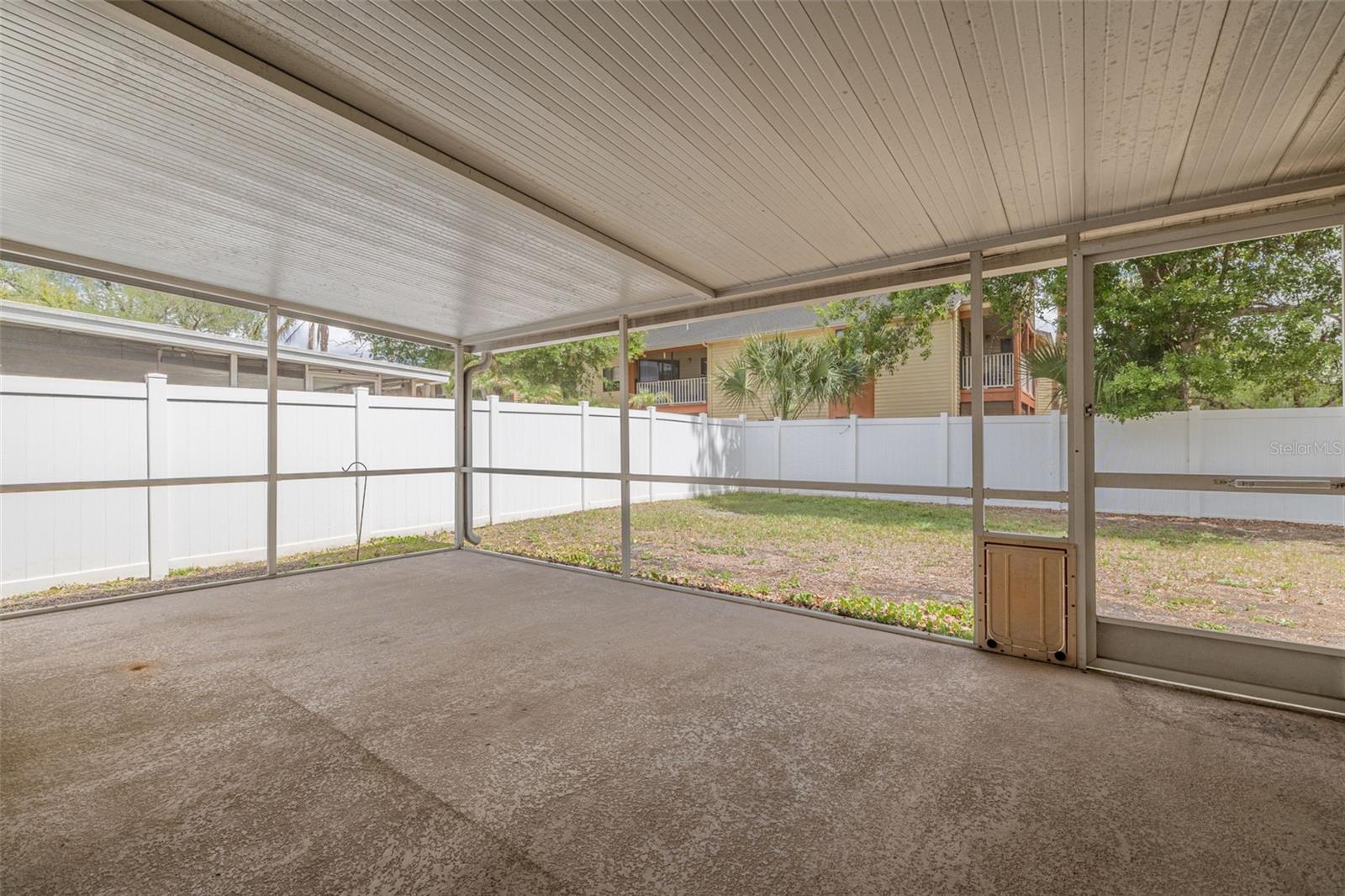 Image 26 of 37 For 11042 Peppersong Drive