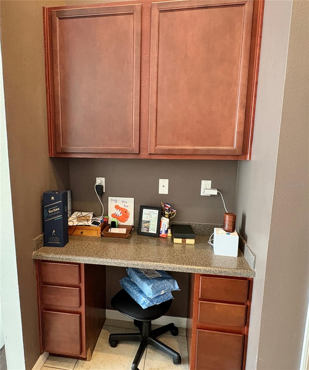 Image 10 of 25 For 7610 Red Mill Circle