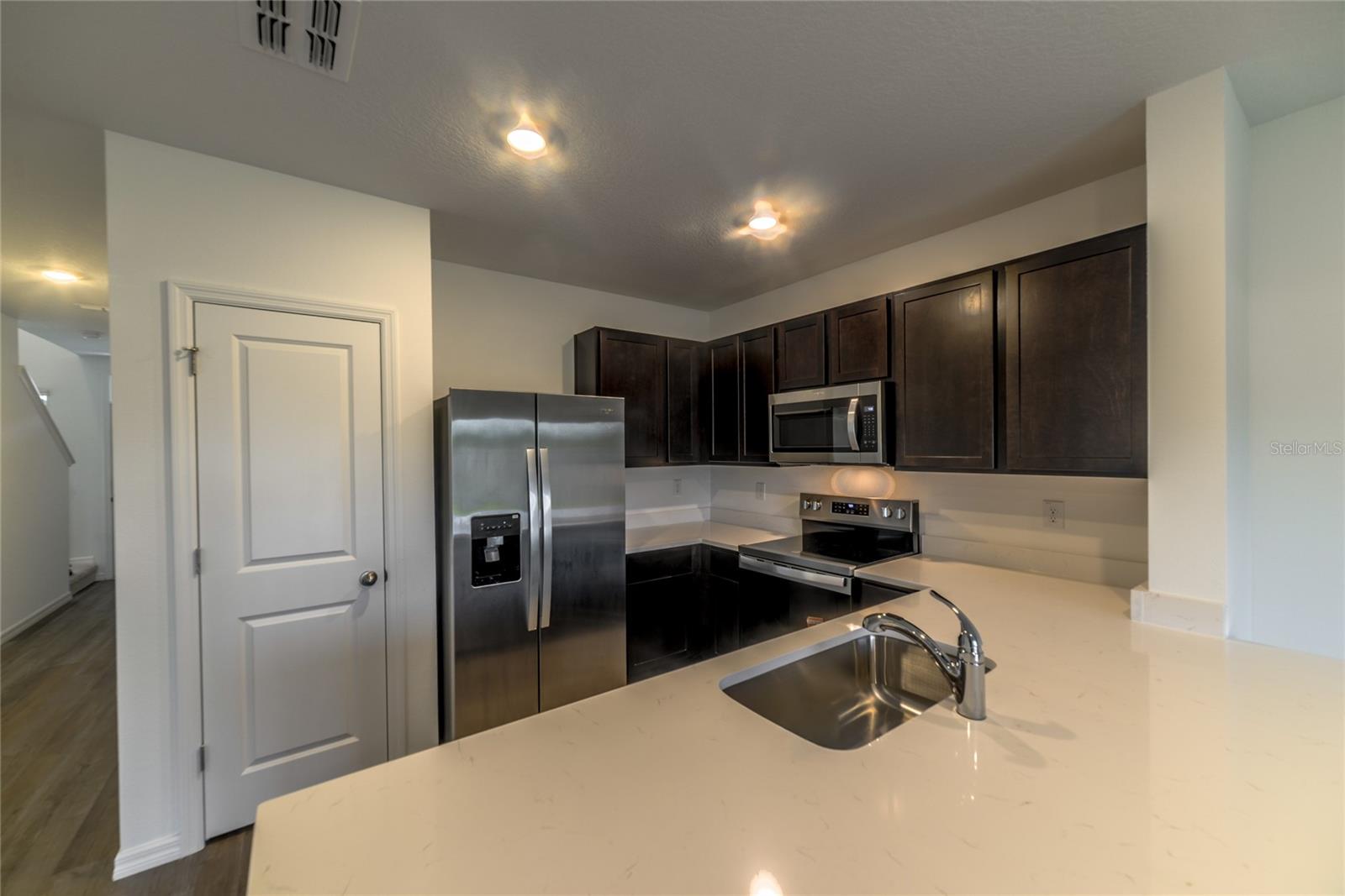 Image 10 of 45 For 17208 English Chestnut Way