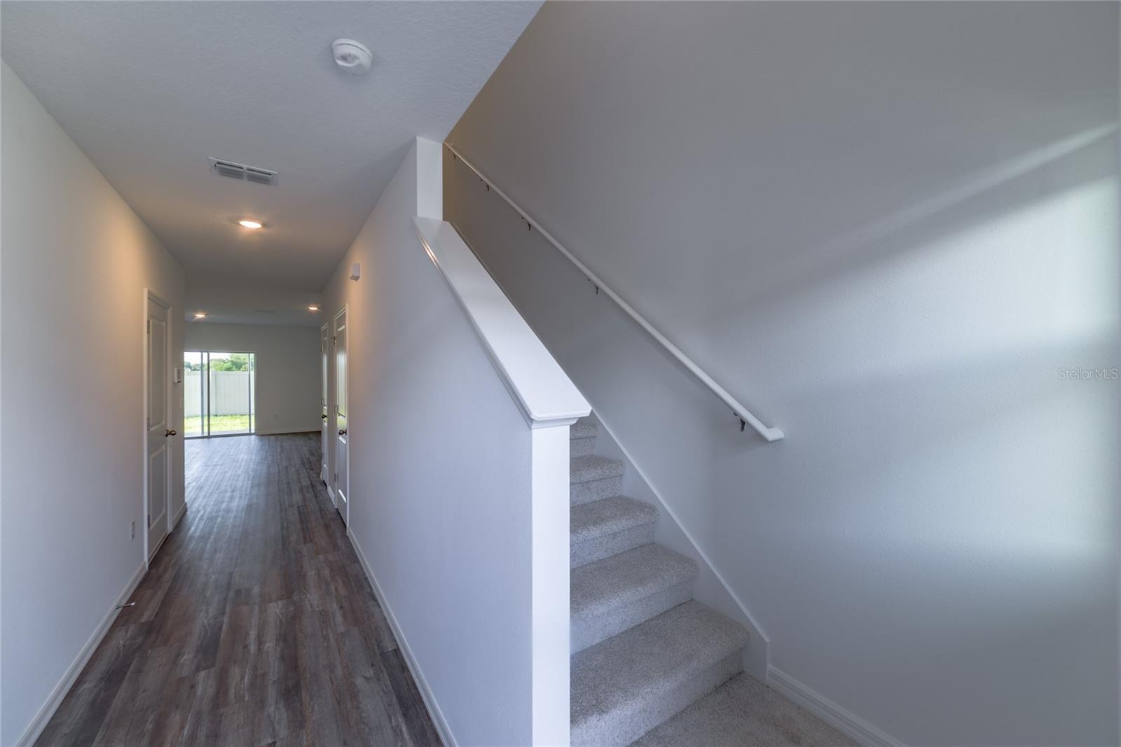 Image 14 of 45 For 17208 English Chestnut Way